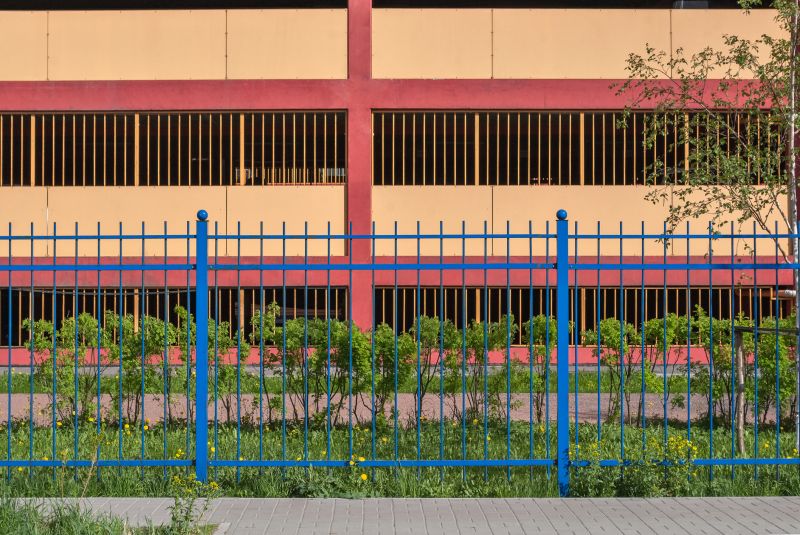 Fence detail